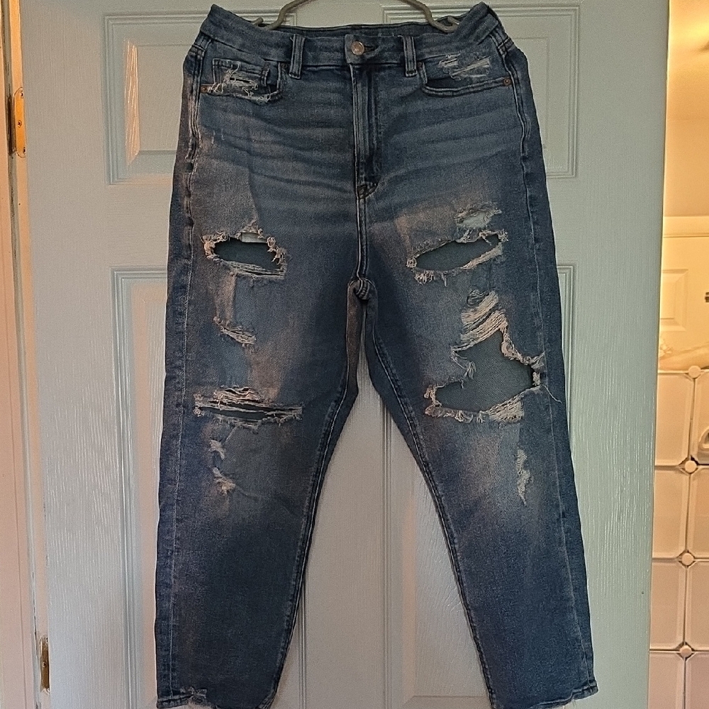 American Eagle Outfitters Blue Boyfriend Jeans Distressed Relaxed Fit